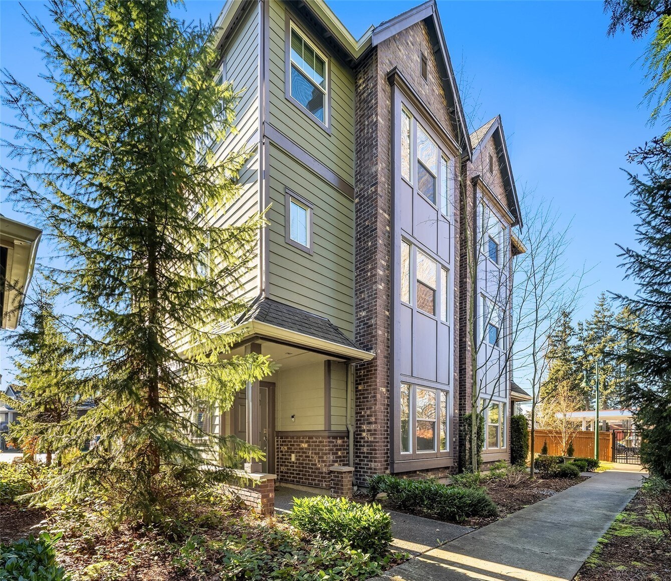 Building Photo - 1903 112th Pl SE