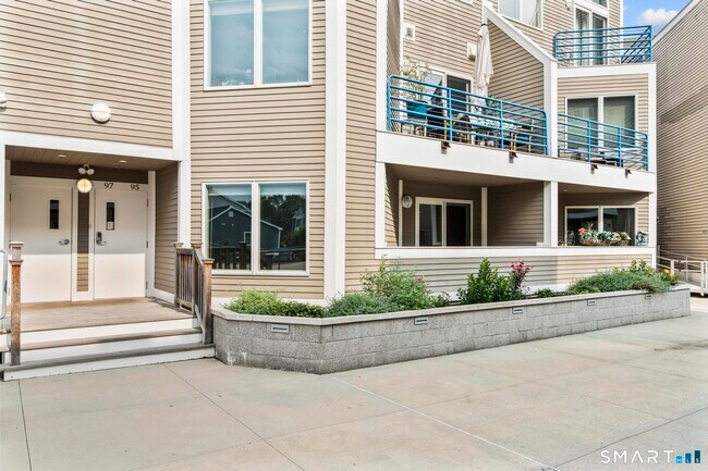 Building Photo - 95 Harbour Close