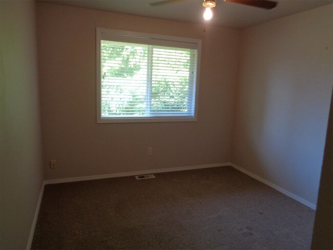 Building Photo - 3315 8th St NW