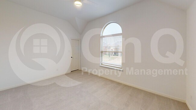 Building Photo - 12368 Willowgate Dr