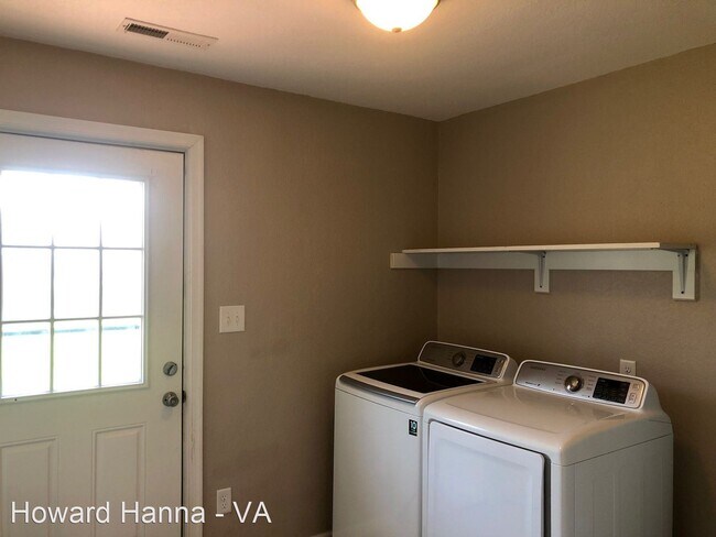 Building Photo - 3 br, 2 bath House - 672 Cunningham Road