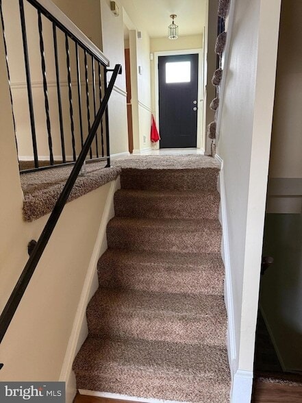 Building Photo - 9 Autumn Hill Way