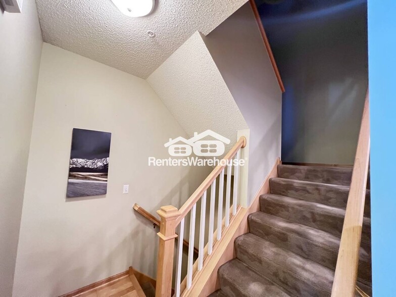 Building Photo - 15609 Dwellers Way