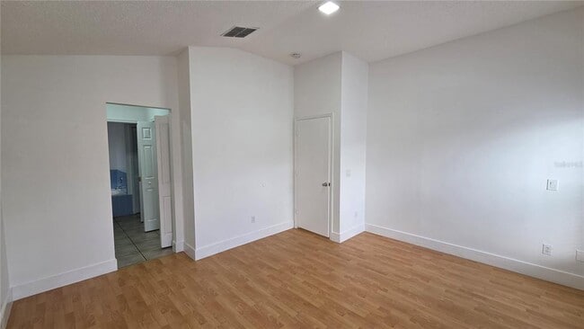 Building Photo - 2613 Brookshire Ct