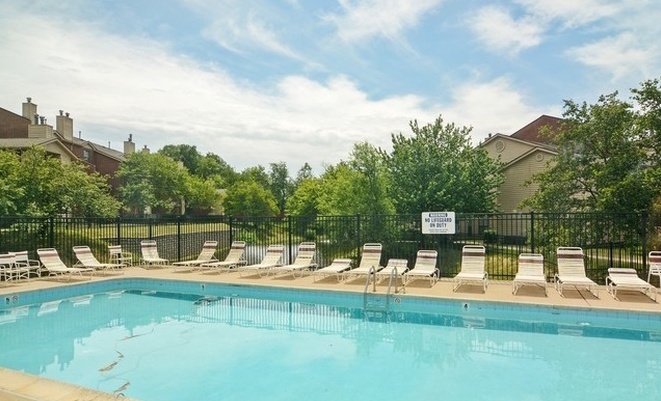 Building Photo - 2028 N Rand Rd