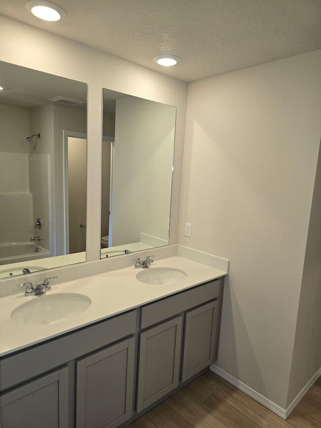 Building Photo - New 3 Bedroom, 2.5 Bath Townhome for Rent ...