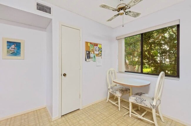 Building Photo - Beautiful 2BR/2BA Condo for Rent in Pelican Pointe – Sebastian, FL