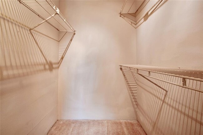Building Photo - 320 Black Oak Ct