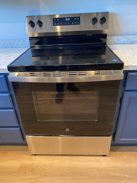 Building Photo - 20 Juniper Ln