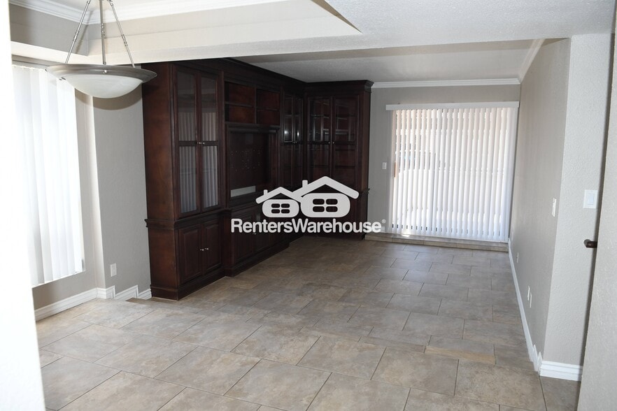 Building Photo - 3420 W Danbury Dr