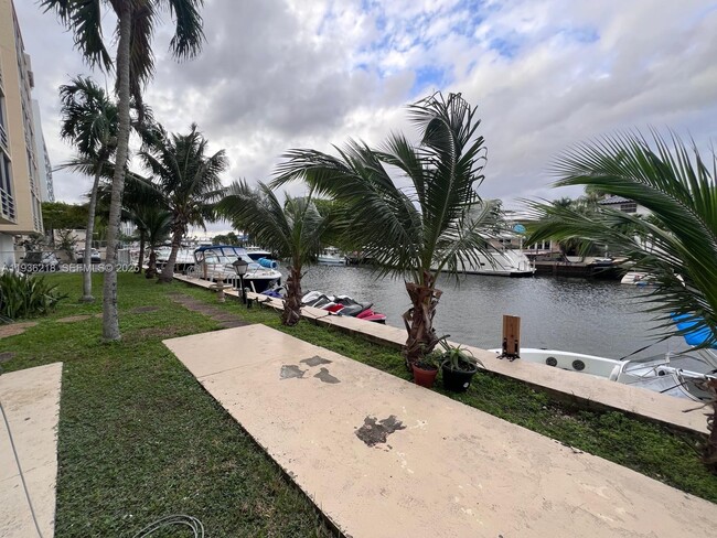 Building Photo - 2935 NE 163rd St