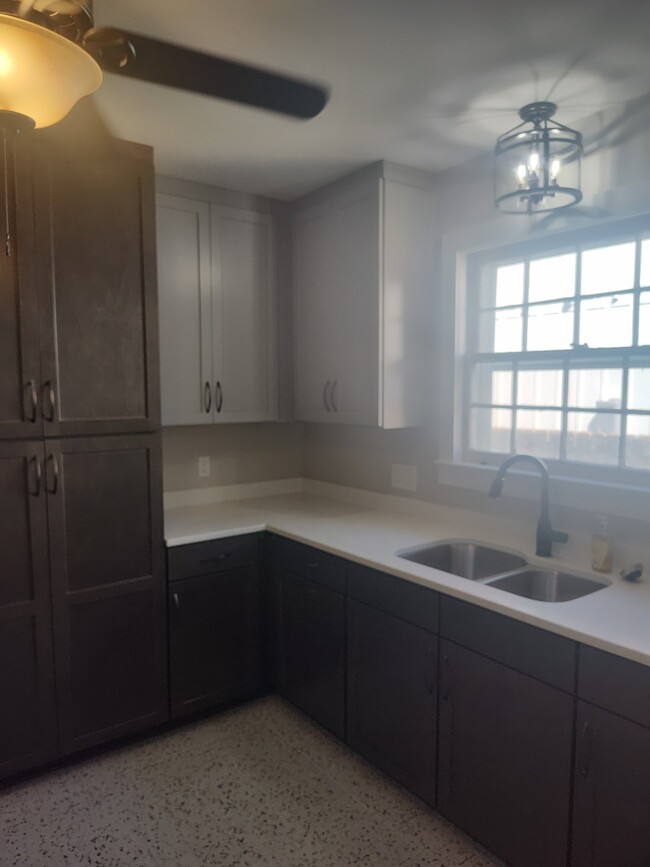 Kitchen - 1807 E Cervantes St