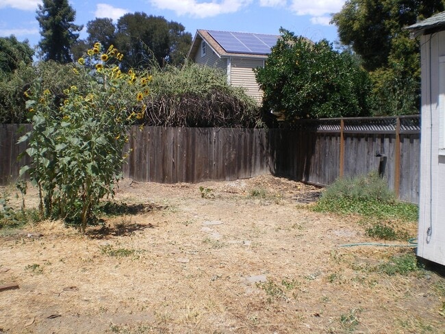 Building Photo - 2BR/1BA Willow Glen Home on Tree Lined Street