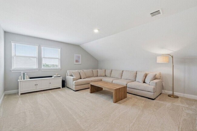 Building Photo - 513 Barnhill Lp