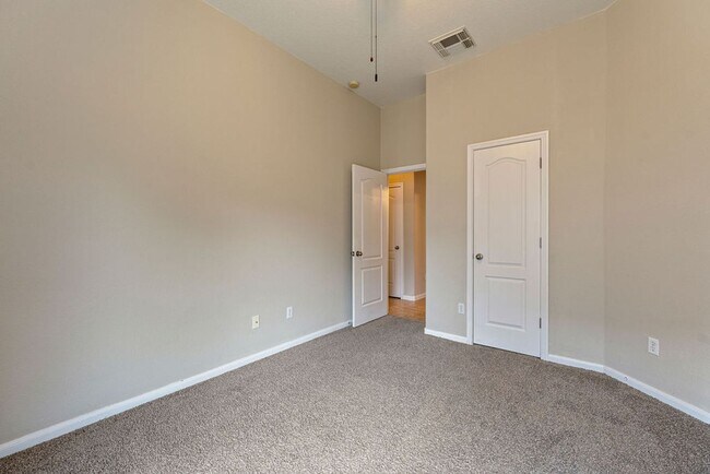 Building Photo - Beautiful 3 bedroom, 2 bathroom home in Northwest Austin!!!