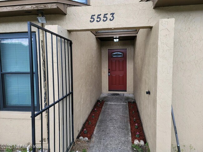 Building Photo - 5553 Greatpine Ln S