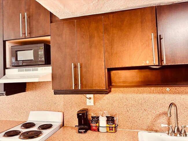 Building Photo - 19201 Collins Ave