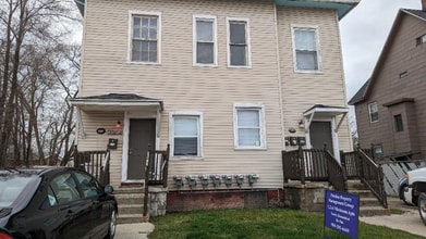 Building Photo - 721 N Hamilton St