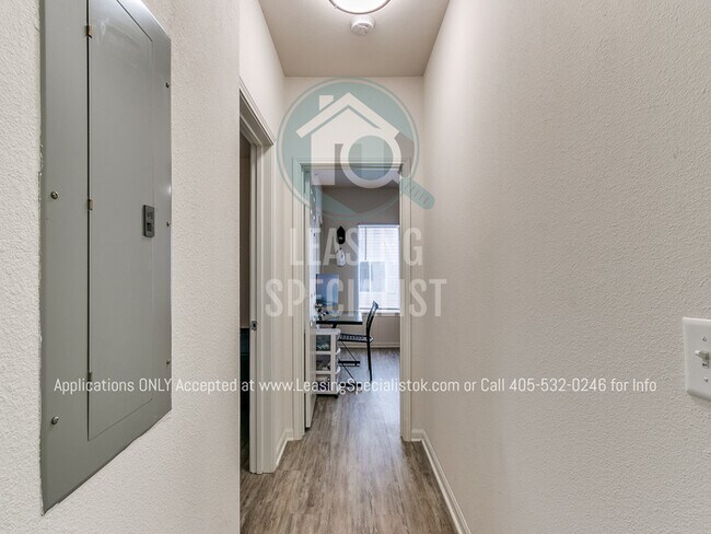 Building Photo - HALF OFF 1ST MONTHS RENT MOVE - IN SPECIAL...