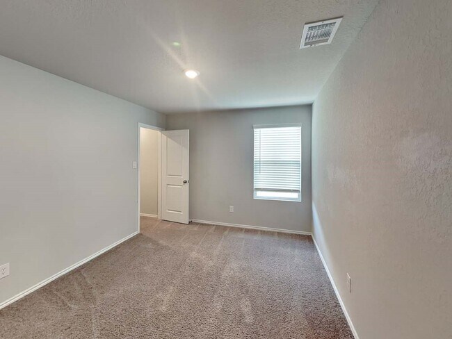 Building Photo - 14955 Watson Mill