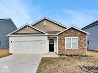 Building Photo - 10 Garden Hill Rd