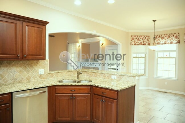 Building Photo - 6967 Neville Dr
