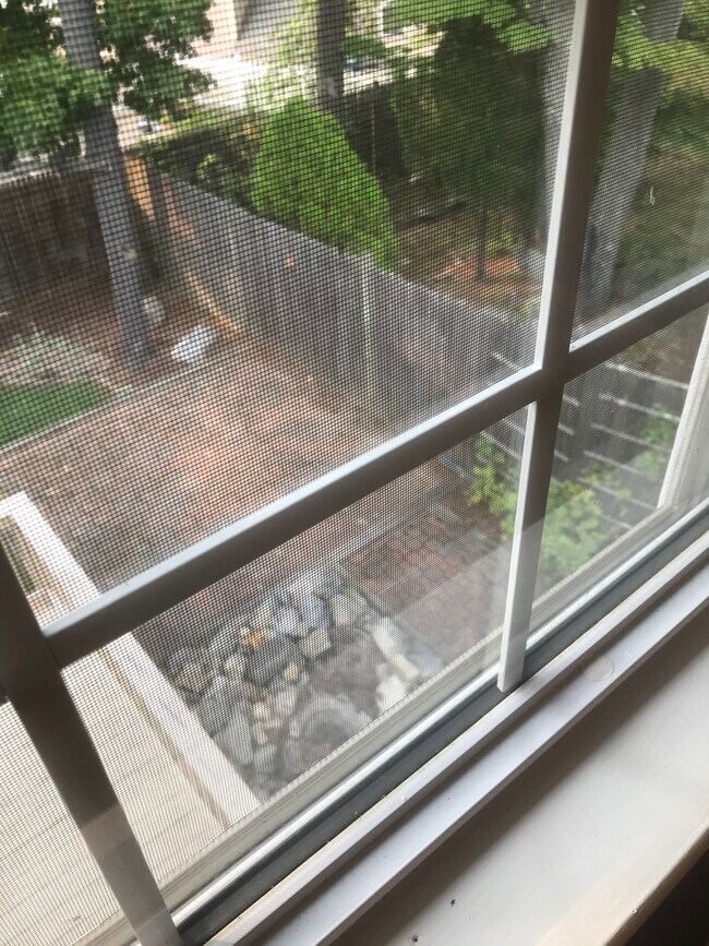Building Photo - 16 Bowstring Way