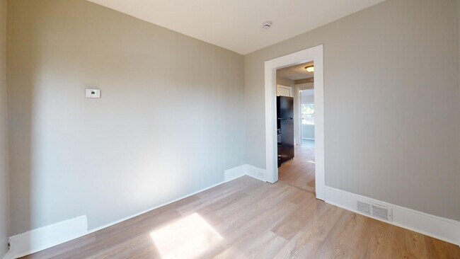 Building Photo - 1371 W 85th St