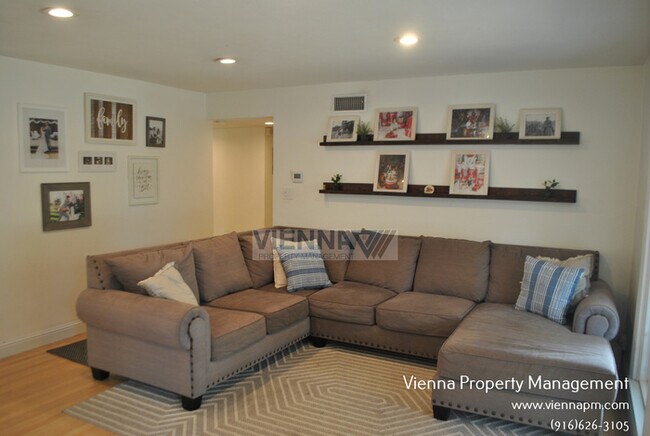 Building Photo - 2913 Kerria Way