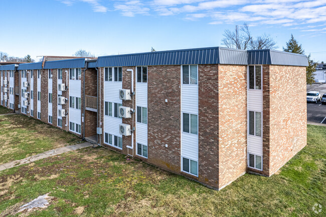 Building Photo - Edgewood Village Apartments