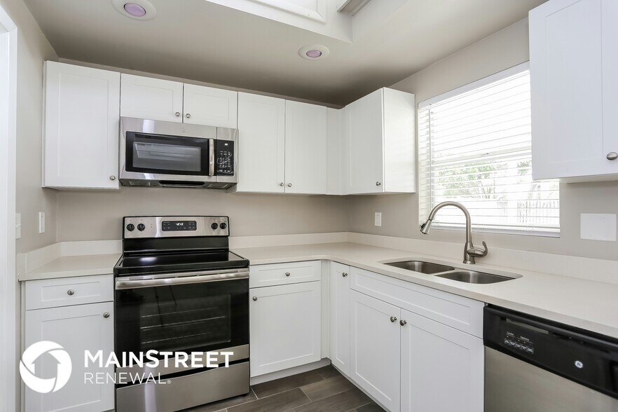 Building Photo - 8975 91st St N