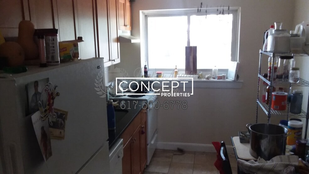 Building Photo - 63 Selkirk Rd