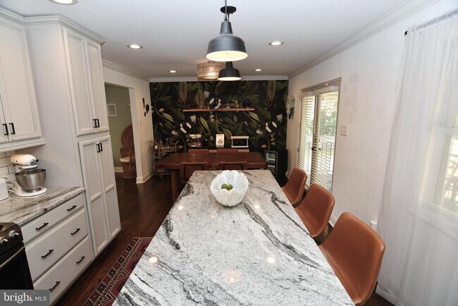 Building Photo - 1 Orchard Ln