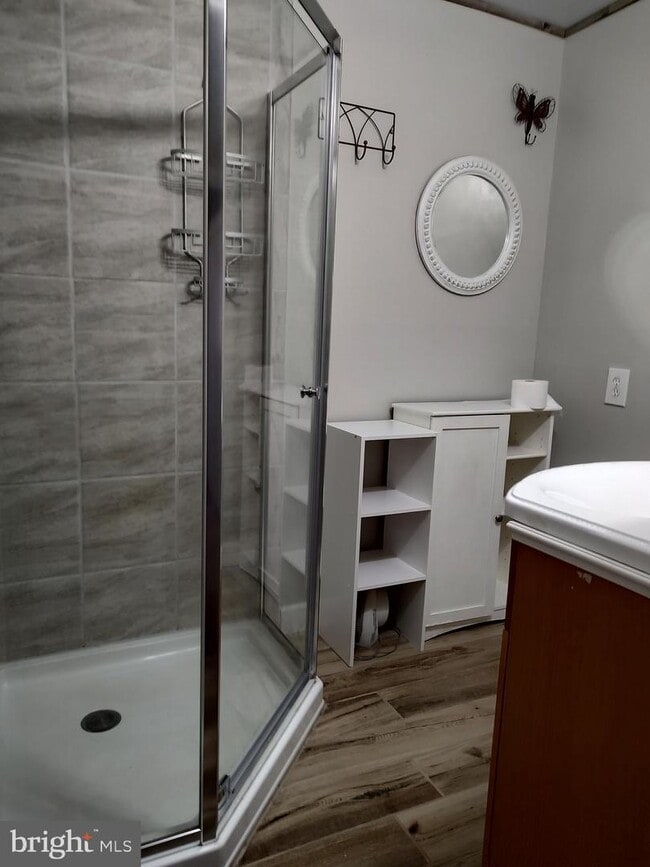 Building Photo - 1821 Parkside Dr