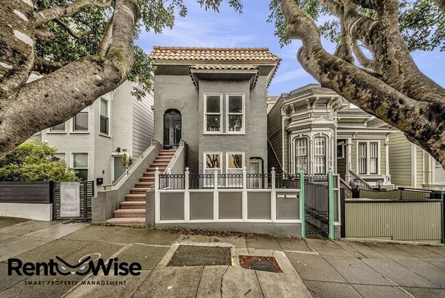 Building Photo - 1818 Lyon St