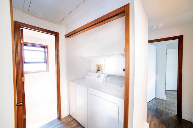 In-unit washer and dryer - 8 Virginia St