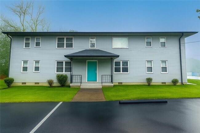 Primary Photo - 2841 Belvedere Ln