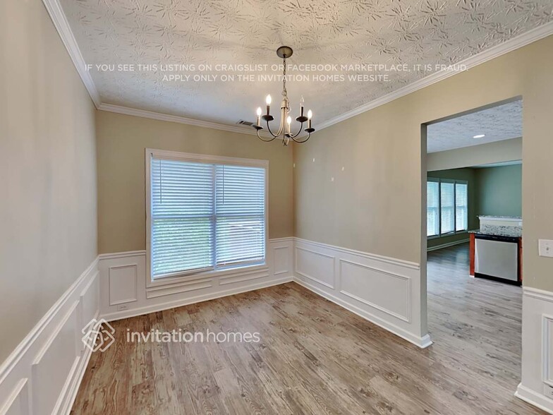 Building Photo - 235 Laurelton Cir