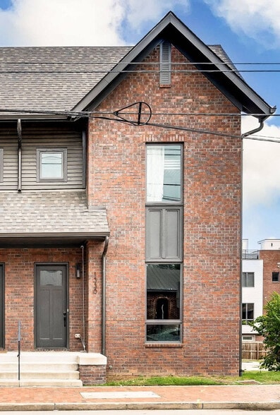 Building Photo - 1332 3rd Ave N