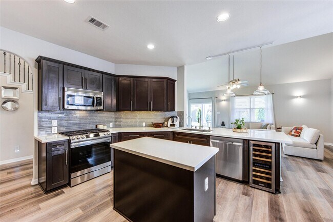 Building Photo - 26614 Becker Pines Ln