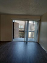 Building Photo - 6312 Newtown Cir