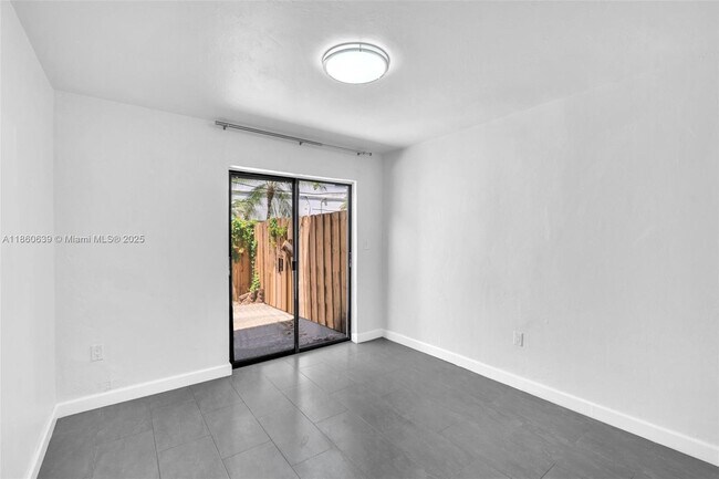 Building Photo - 3265 Virginia St