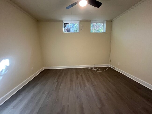 Building Photo - Walk to UNC!