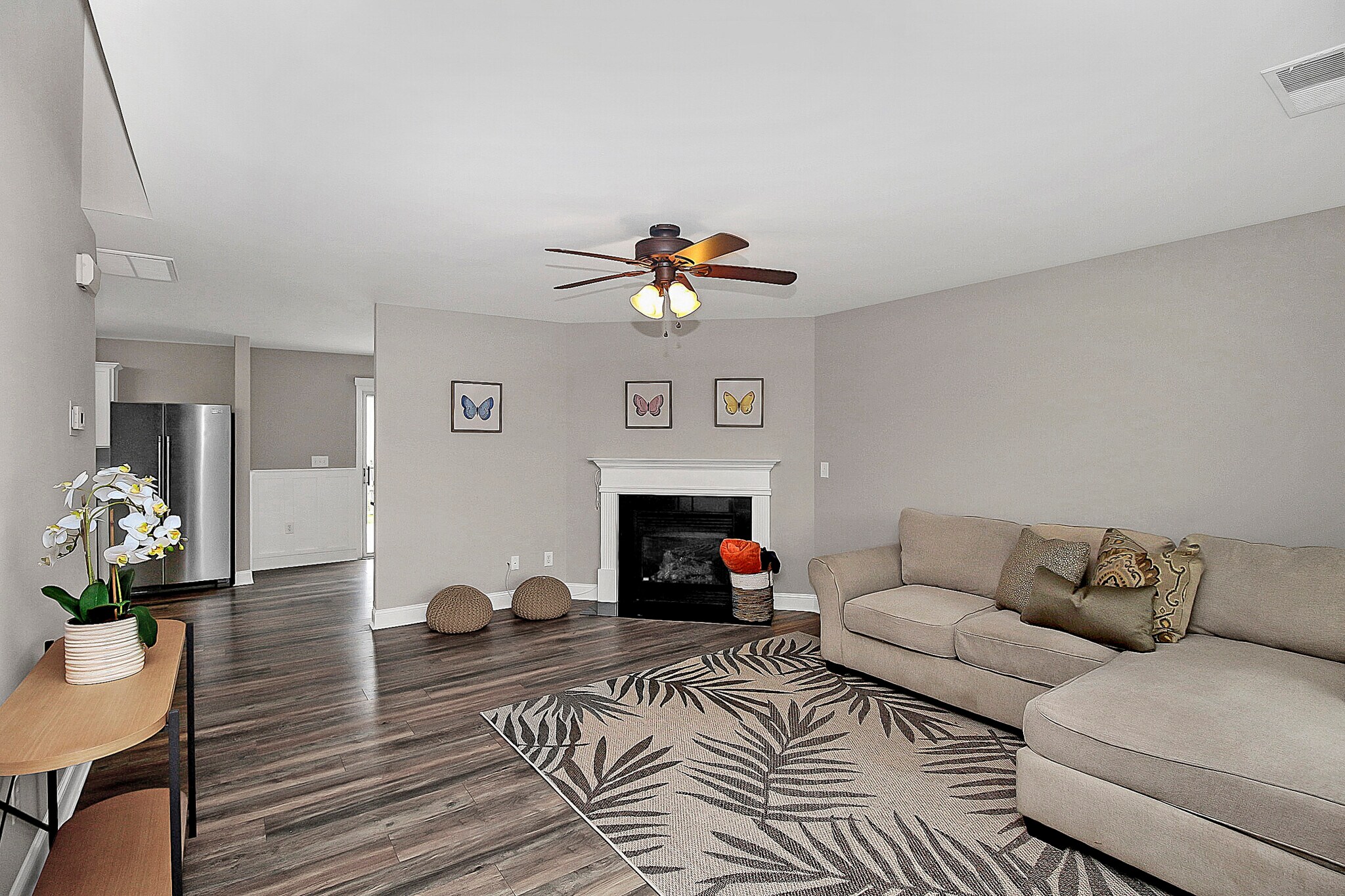 Building Photo - 1711 Rustic Arch Way