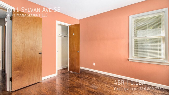 Building Photo - 1641 Sylvan Ave SE