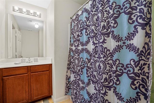 Building Photo - 121 Dodge City Ct