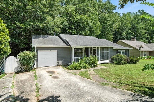 Building Photo - 3045 Wildflower Ln SW