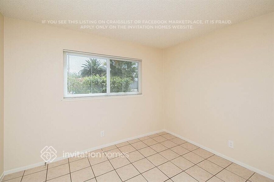 Building Photo - 5208 Mountain View Dr