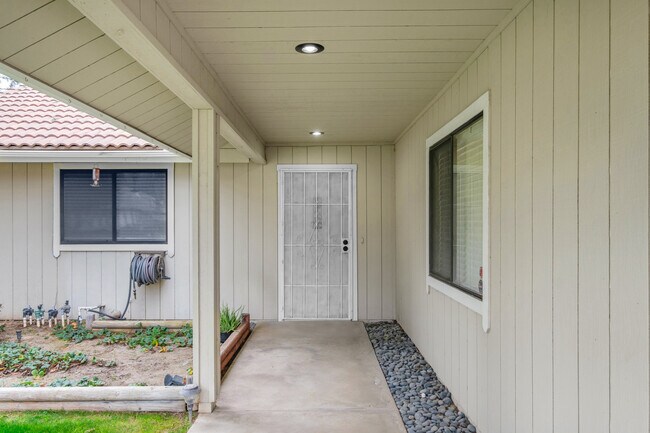 Building Photo - 75 McKelvy Ave