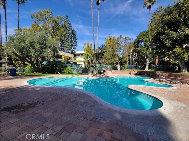 Building Photo - 576 N Bellflower Blvd